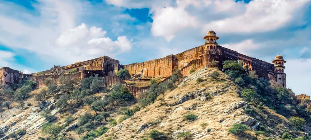 .Jaigarh fort